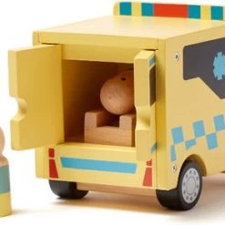 Kids Concept - Ziekenwagen Aiden - Houten Speelgoed - Hout - -bouwsets Verkoopwinkel 550x292