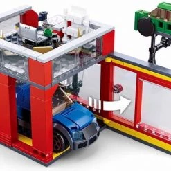 Sluban Town - Auto Dealer -bouwsets Verkoopwinkel 550x356 5