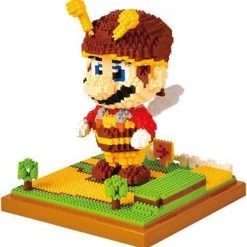 Wise Hawk Nanoblocks Mario Bij